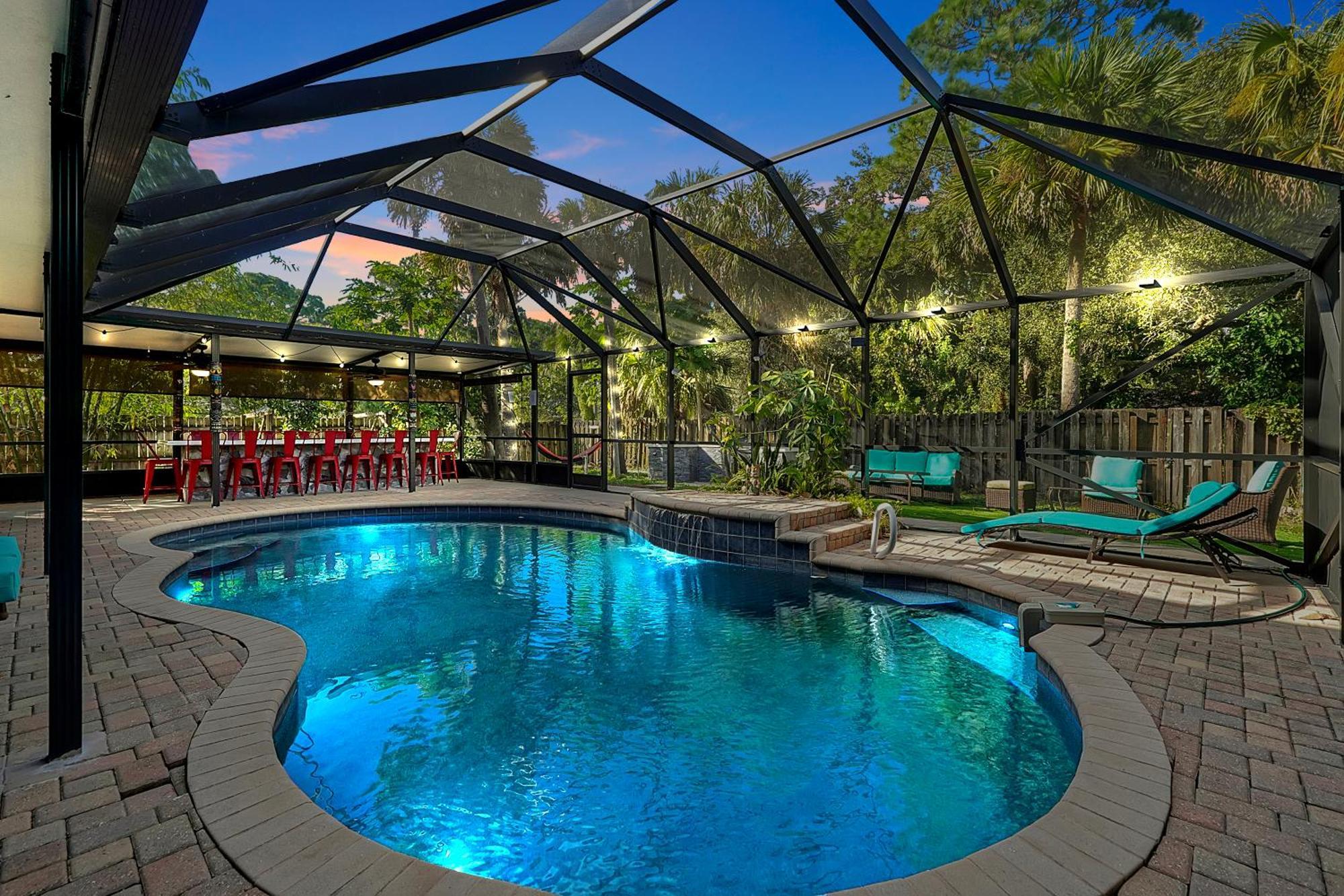 Вилла Poolside Cocoa Oasis W/ Tiki Bar! Frontenac Экстерьер фото